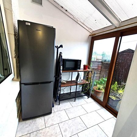 Dumbarton Castle Way Apartment Exterior photo